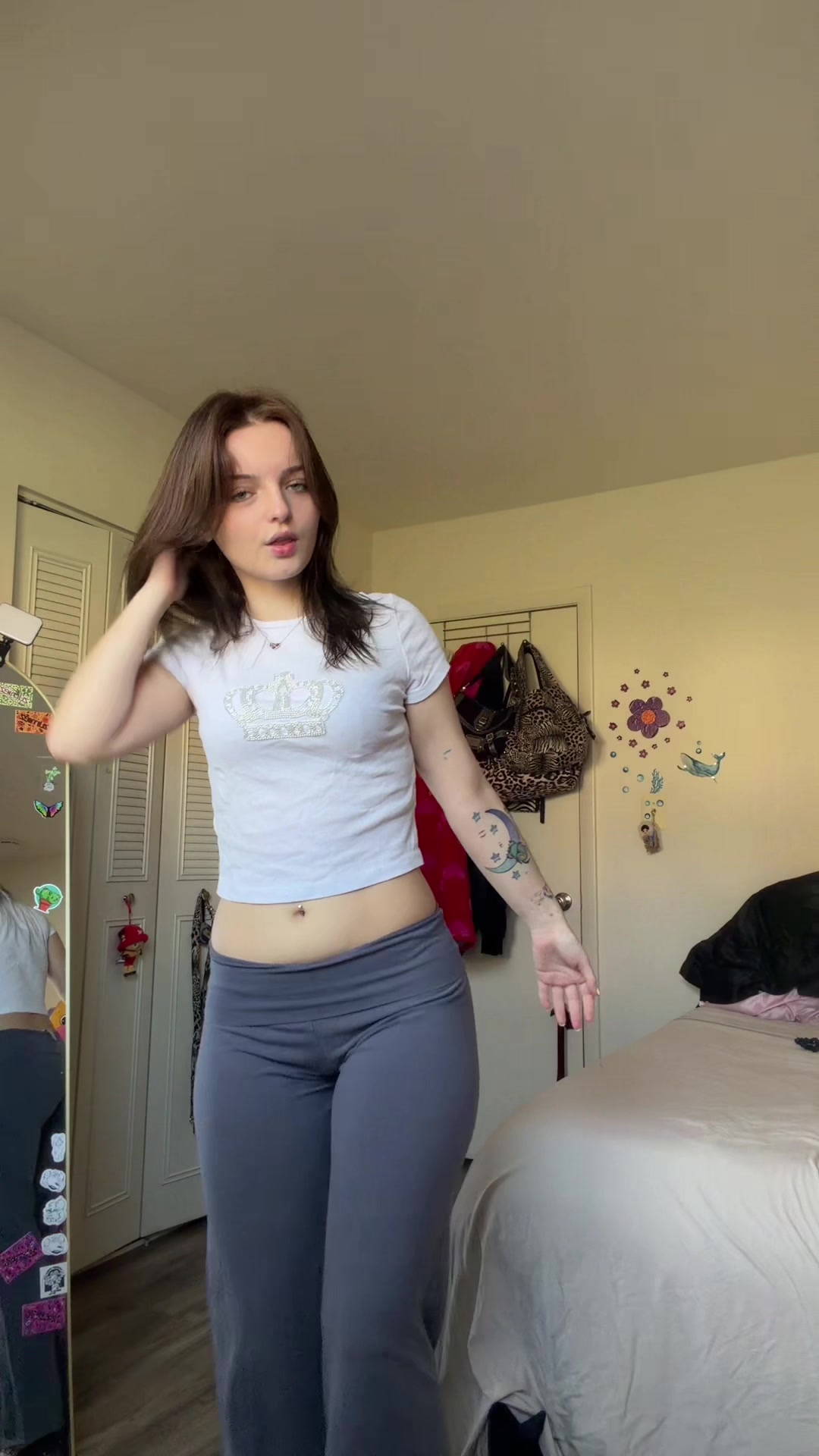 @lottiepoplottiepop