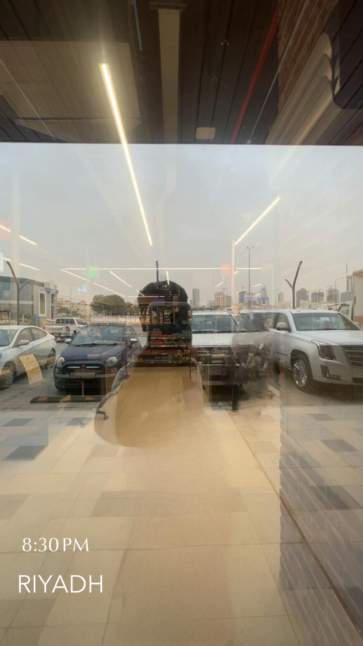 @عَ