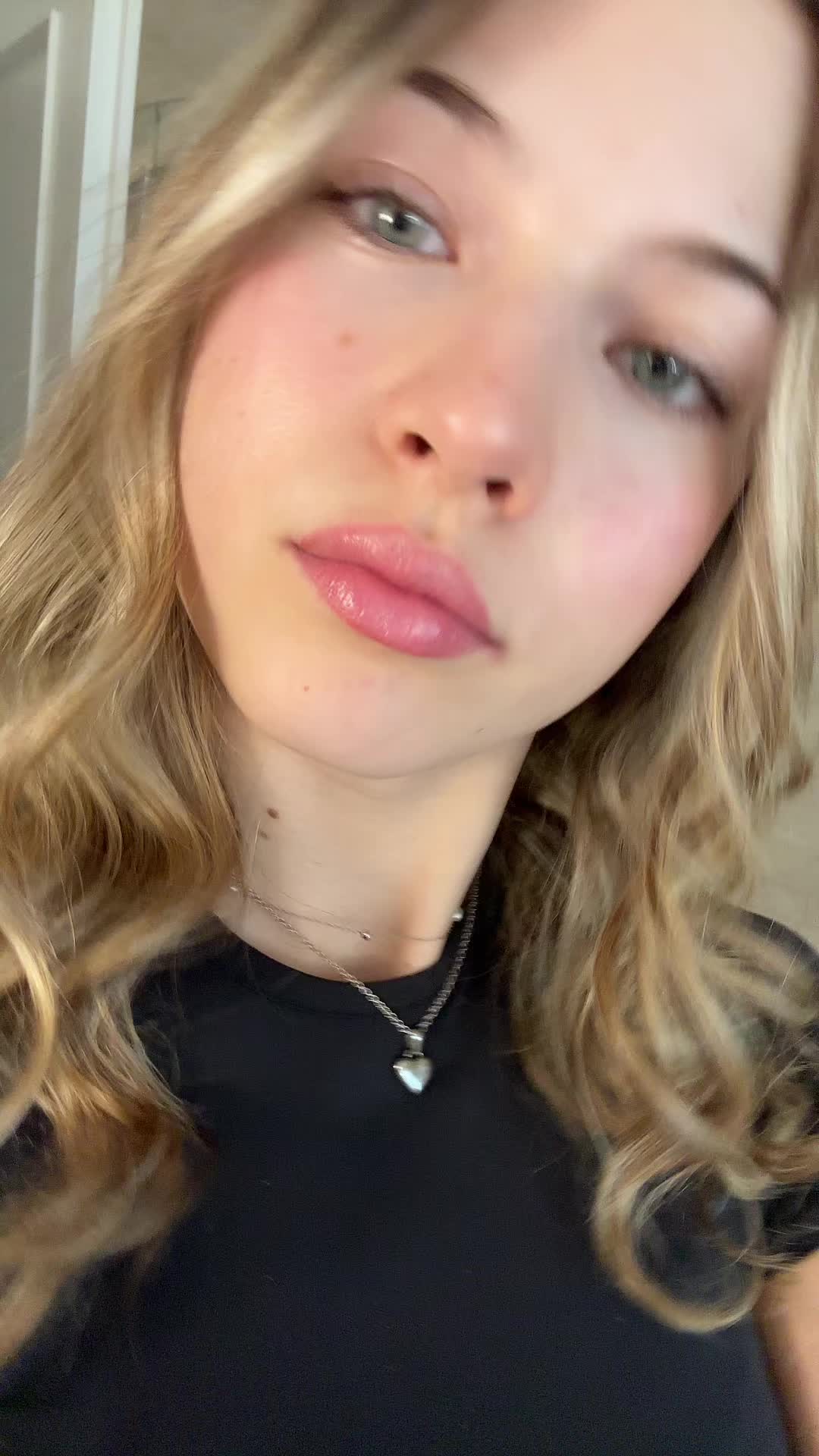 @ellaz.spam35