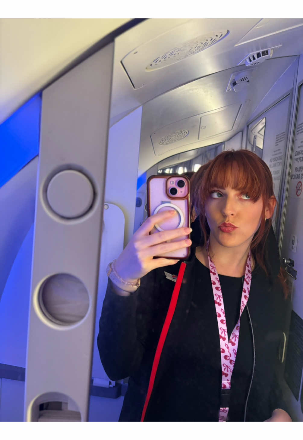 @Sarah| Makeup+ Flygirl💖✈️