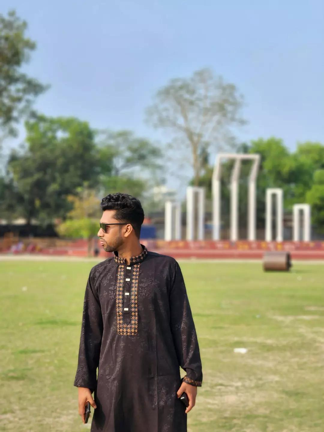 @꧁༒☬PaRvez😊☬༒꧂ দিনাজপুরের ছেলে