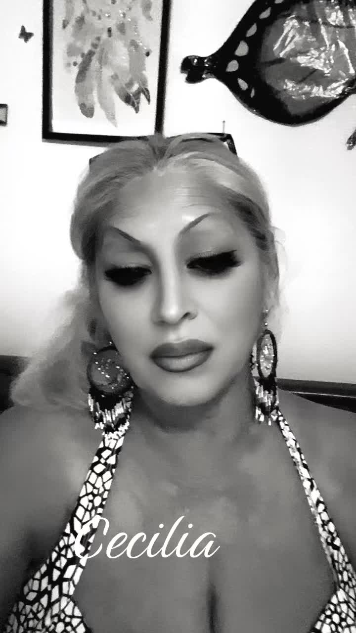 @CeciliaSheila