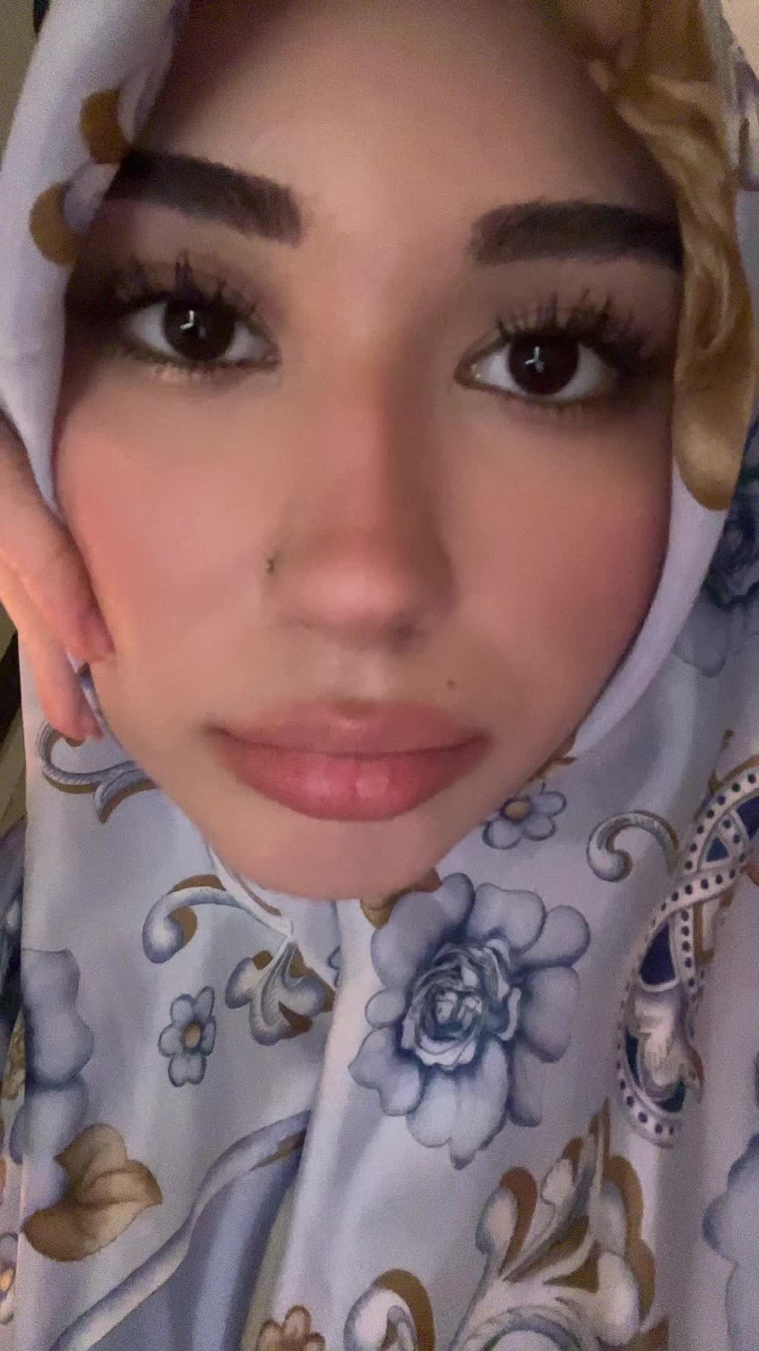 @<3