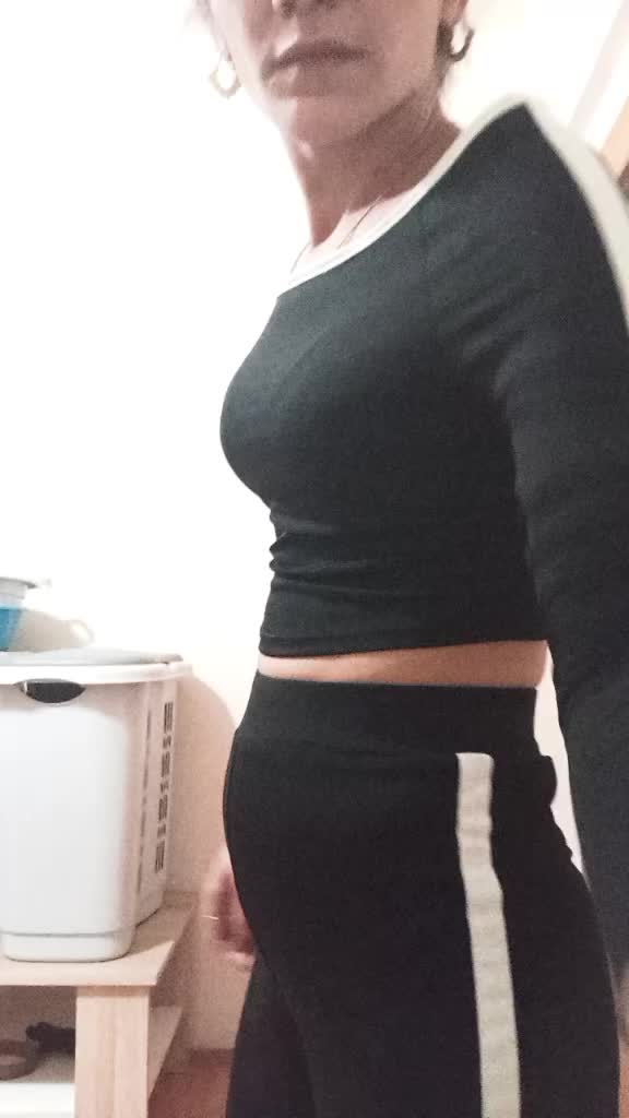 @user561142572