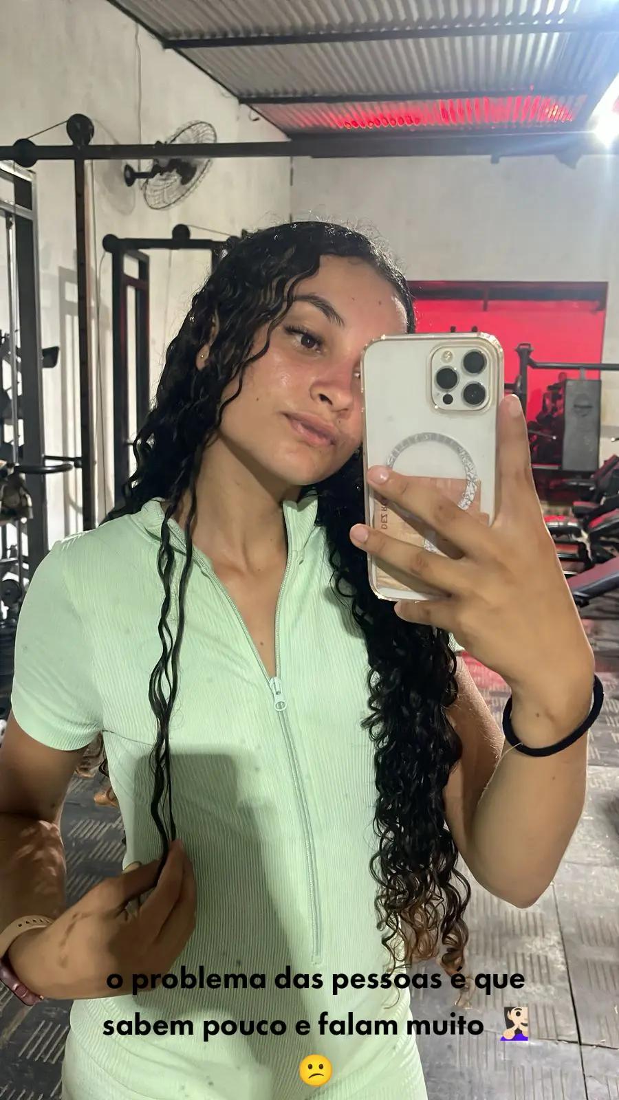 @MANUZINHA🍀