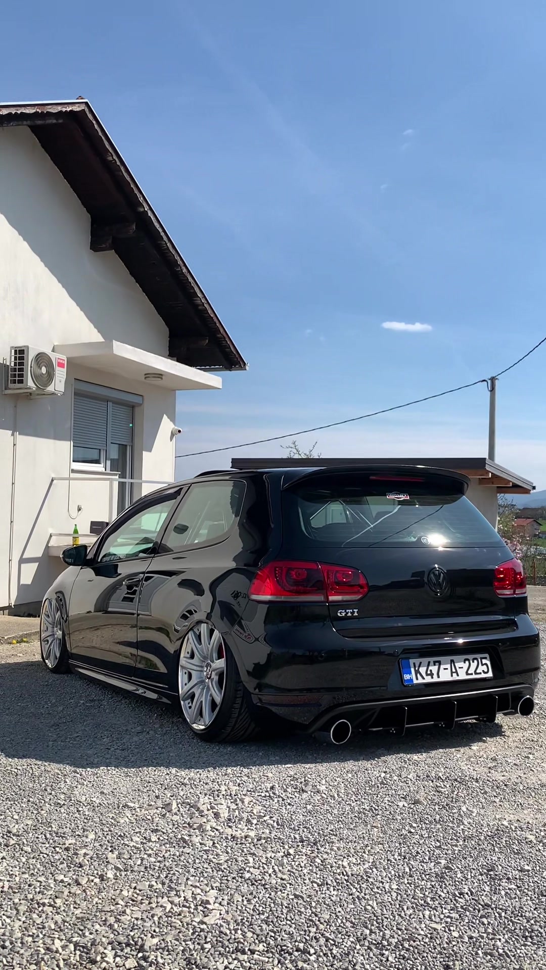 @dino.r1