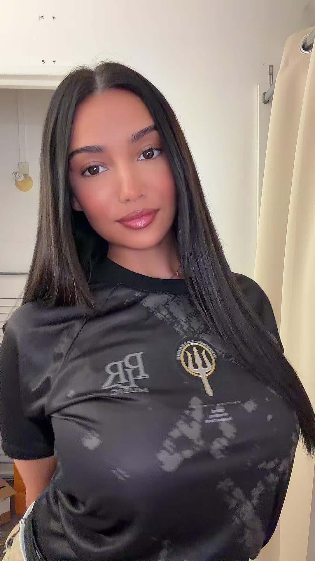 @0KNZA🫦