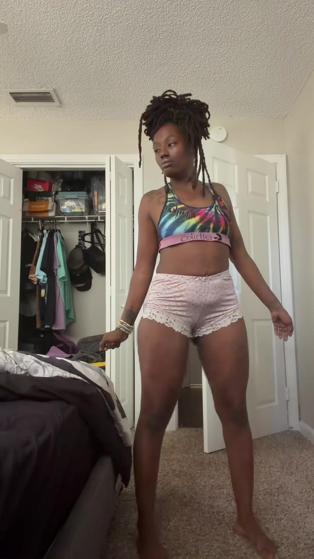 @Queennneisha