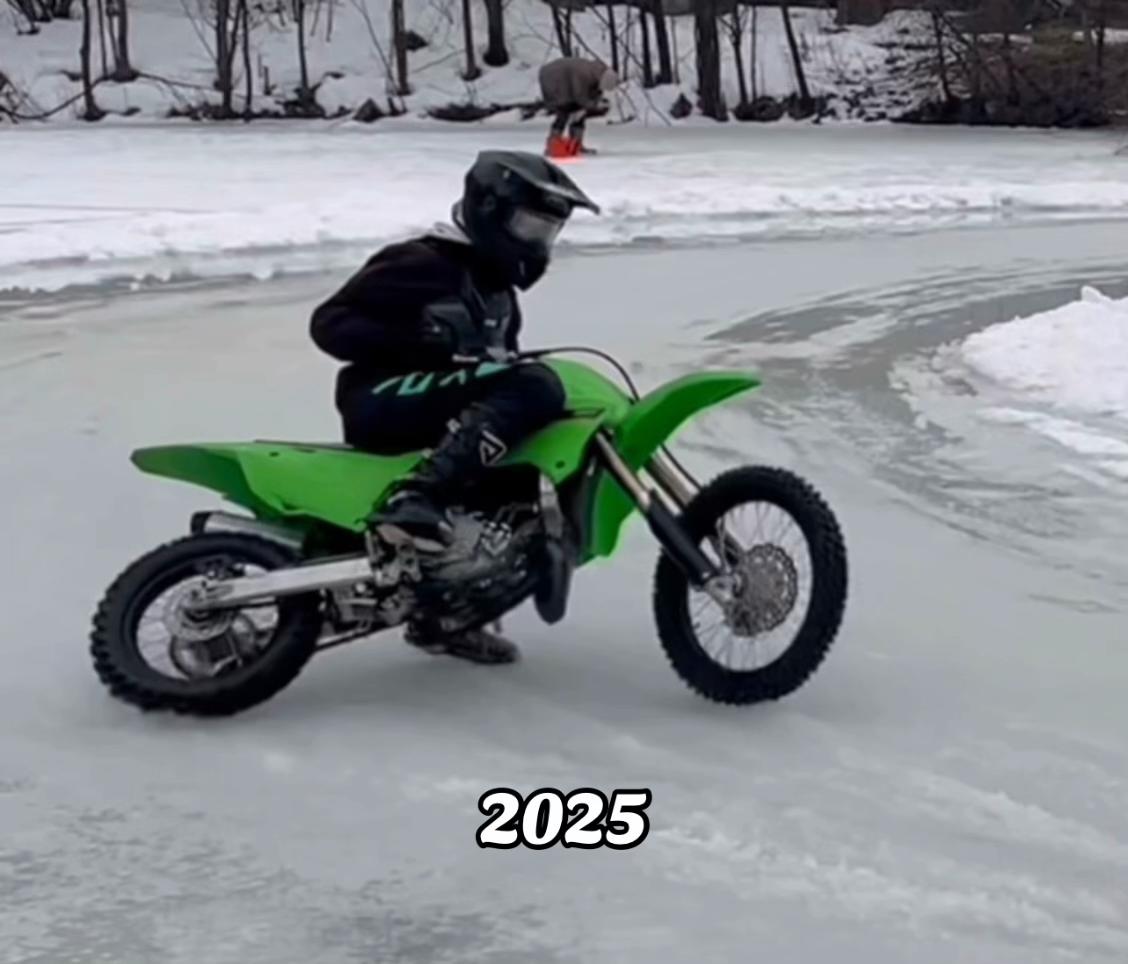 @Kawasaki_7_MX