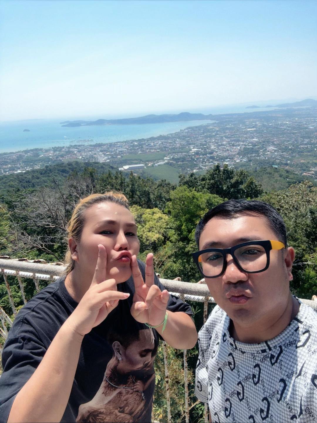 @อ้อม อ้อม ลั้ลลา จันทะดี