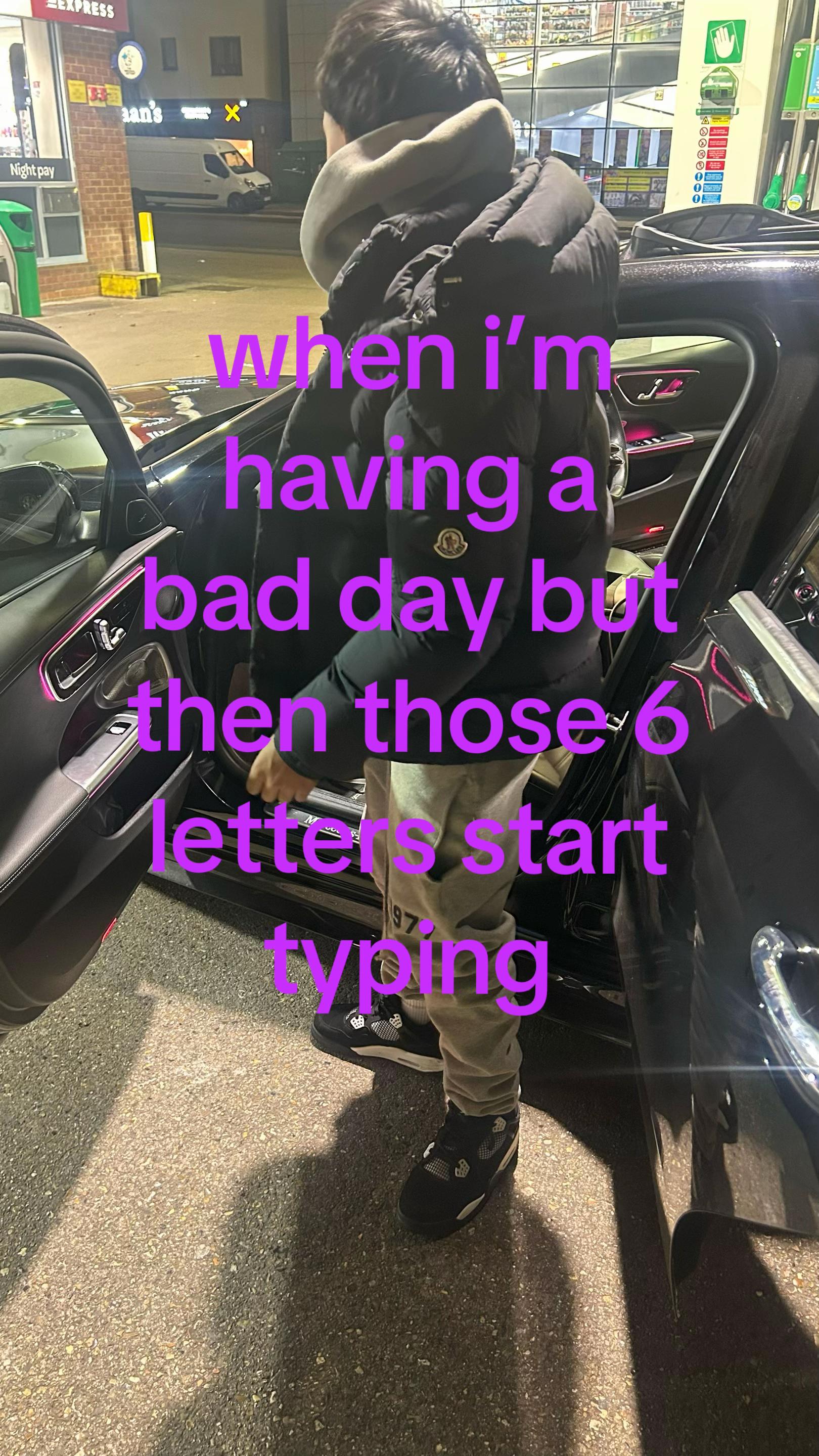@️