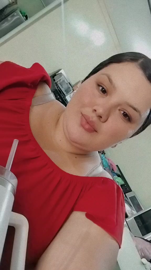 @Niki🥰