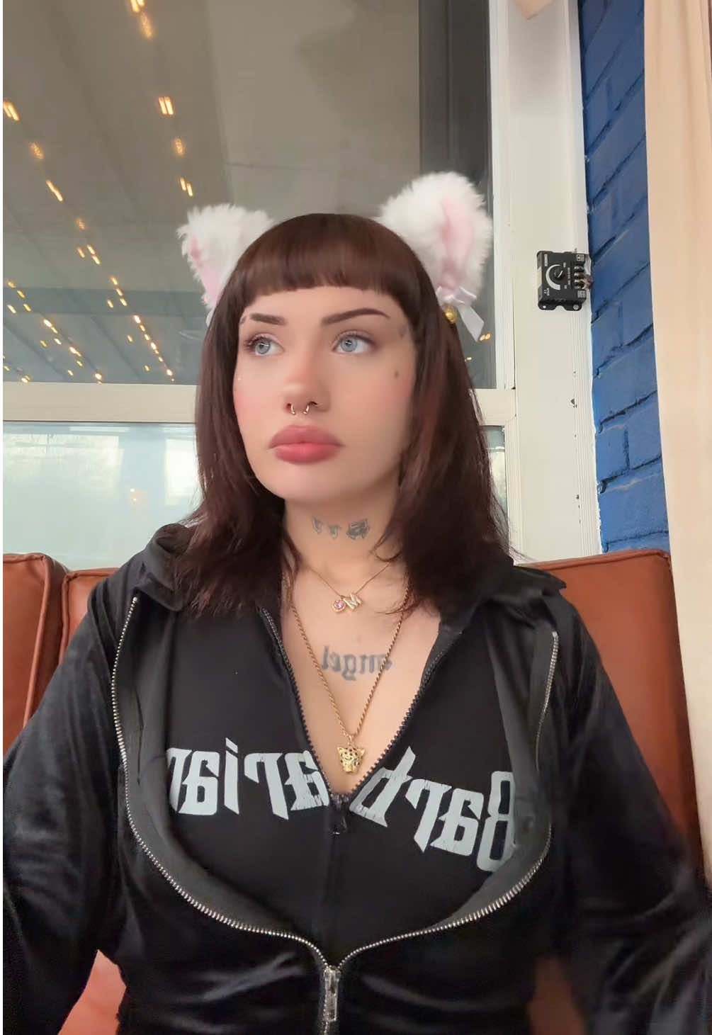 @angelB