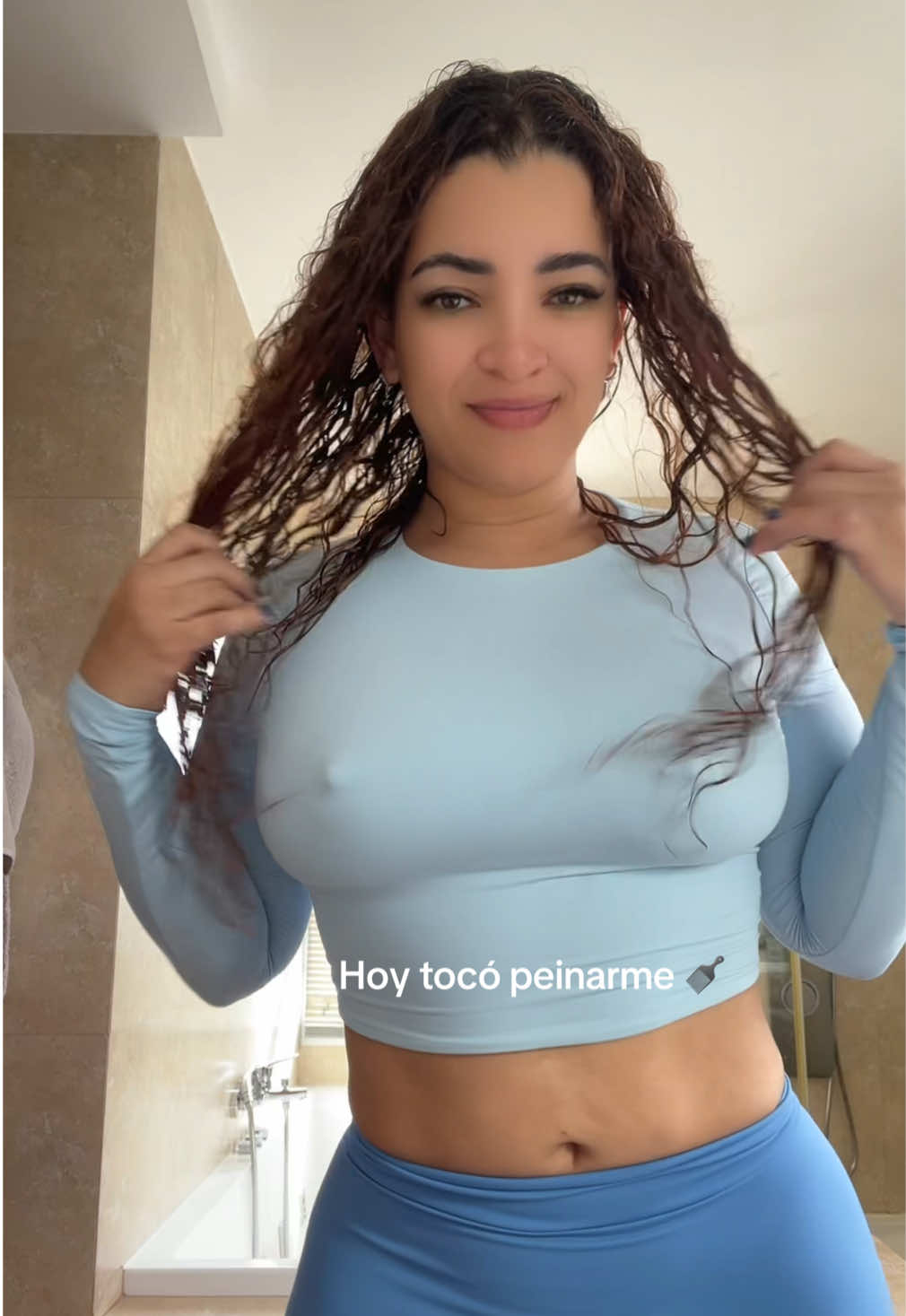 @Rᴇɪɴᴀ Cᴏʟ🇨🇴 🍎