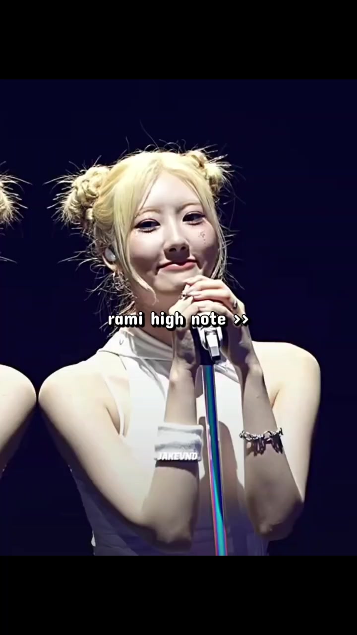 @아연