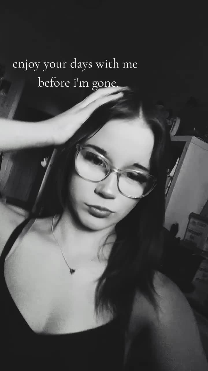 @CLAR🅰️