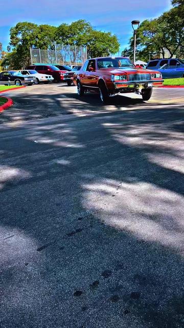 @Lowriderlove714oc