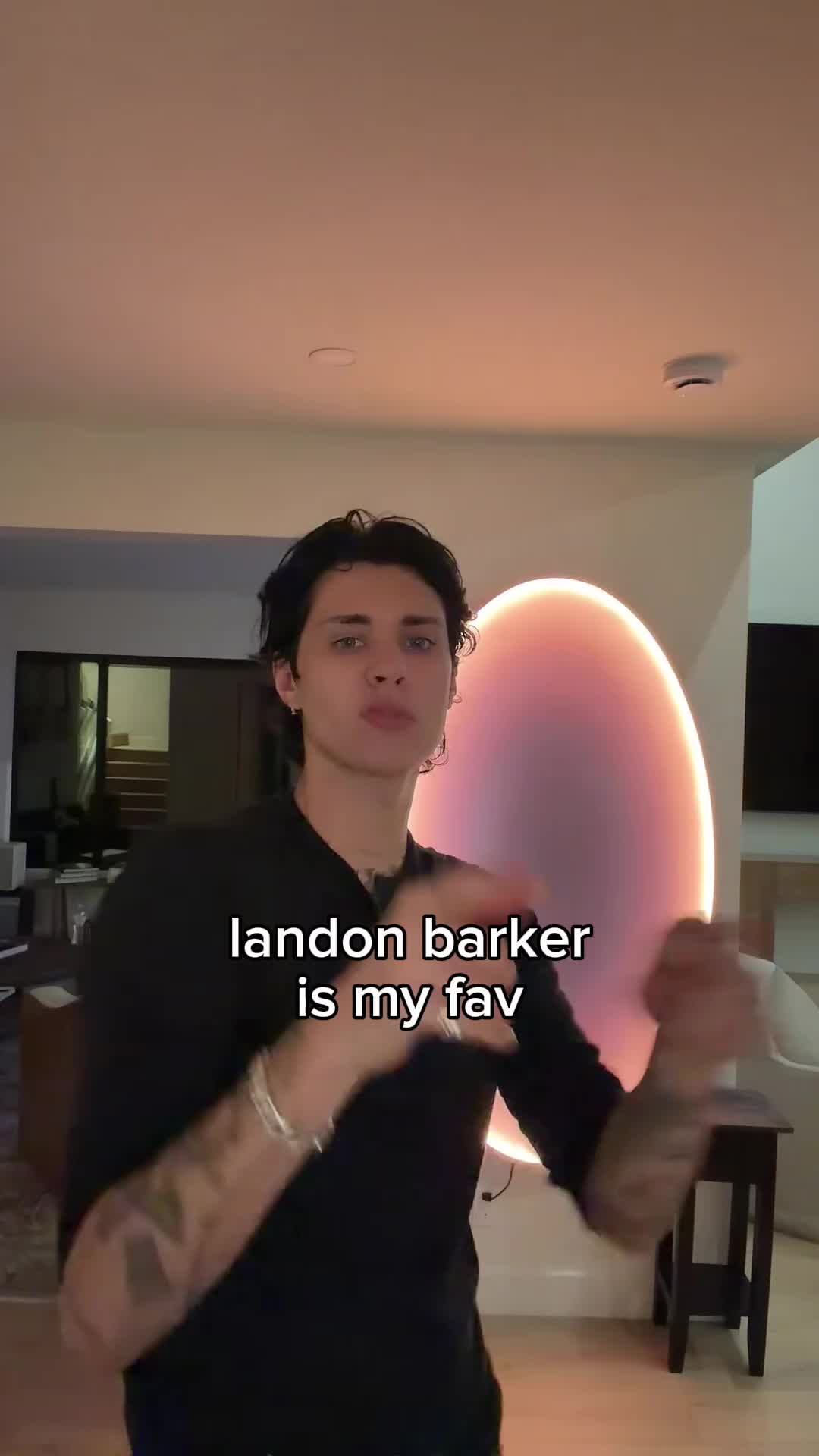 @landonbarkerdaily