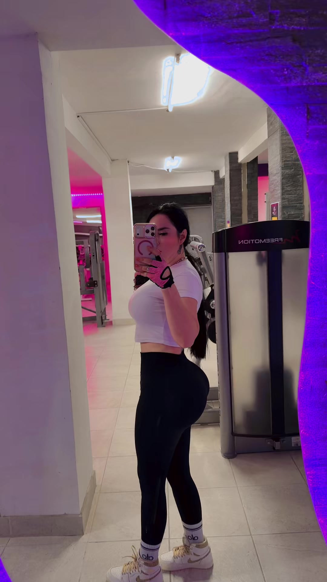 @Mary Zu&ntilde;iga