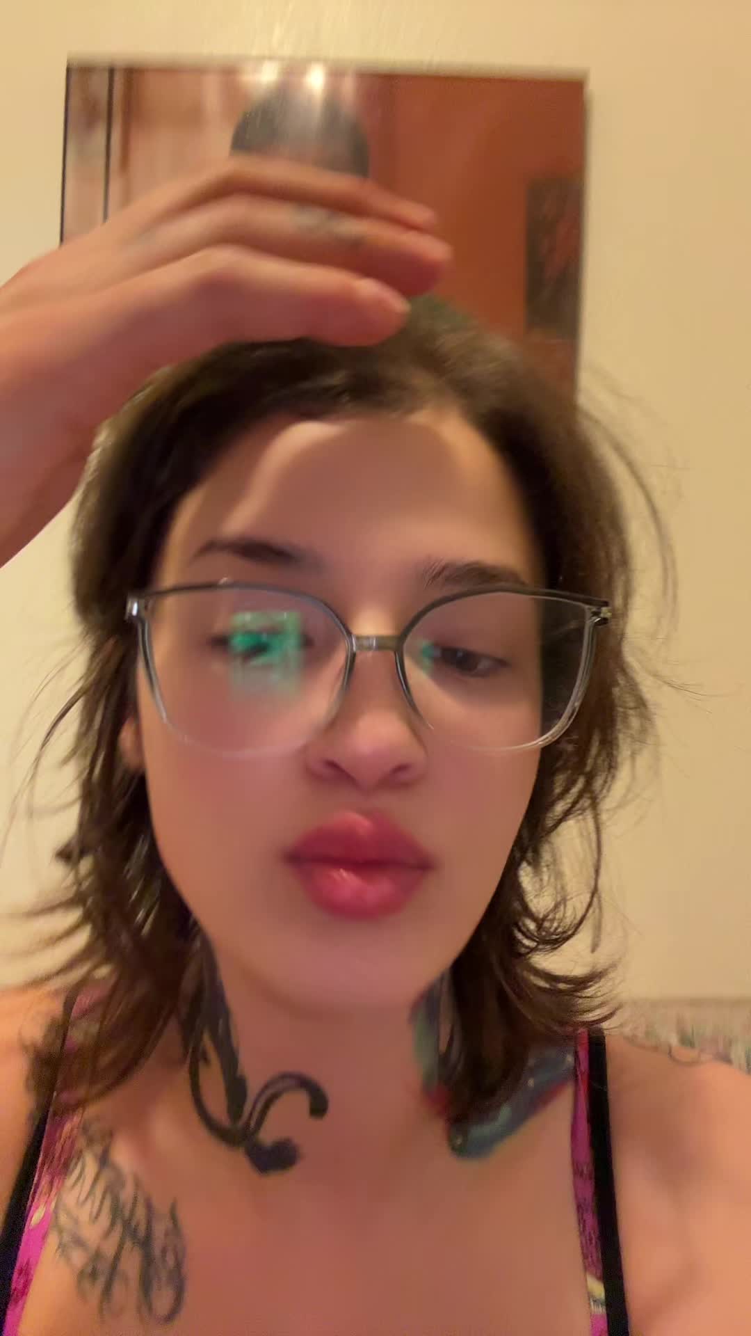 @Fart queen 👑💨