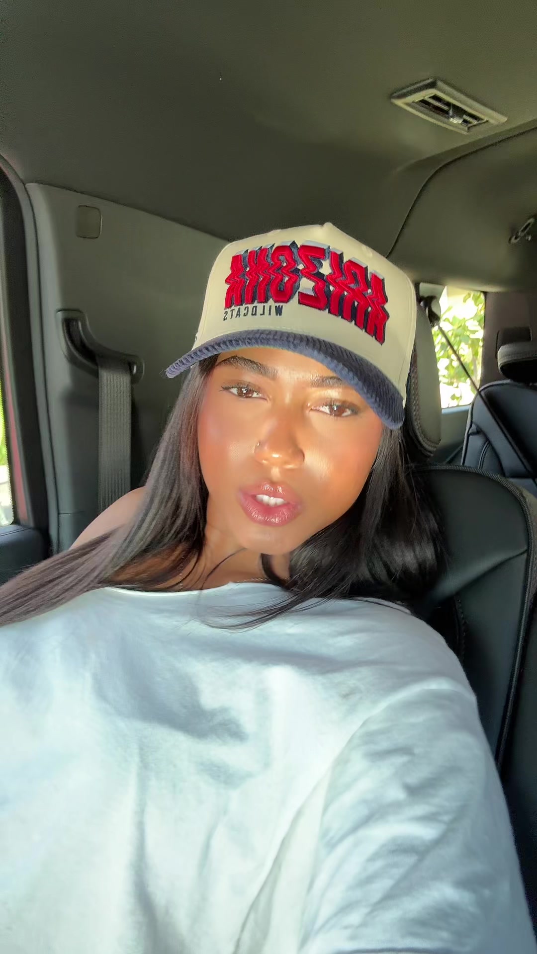 @🫶🏽