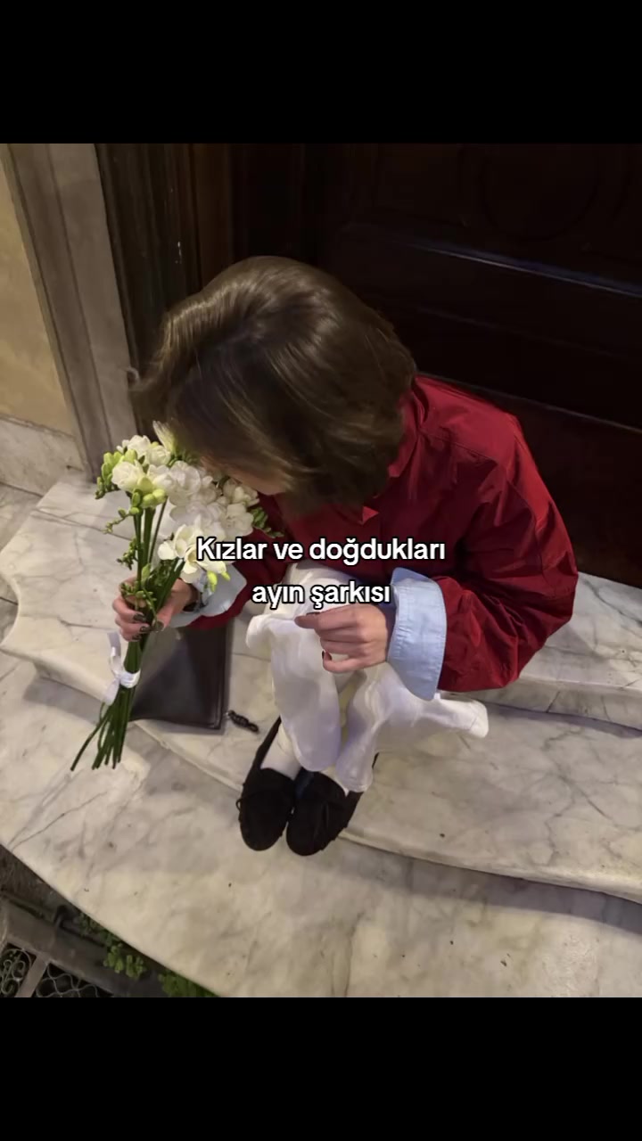 @🍷𝑺𝒐𝒍𝒊𝒕𝒖𝒅𝒆