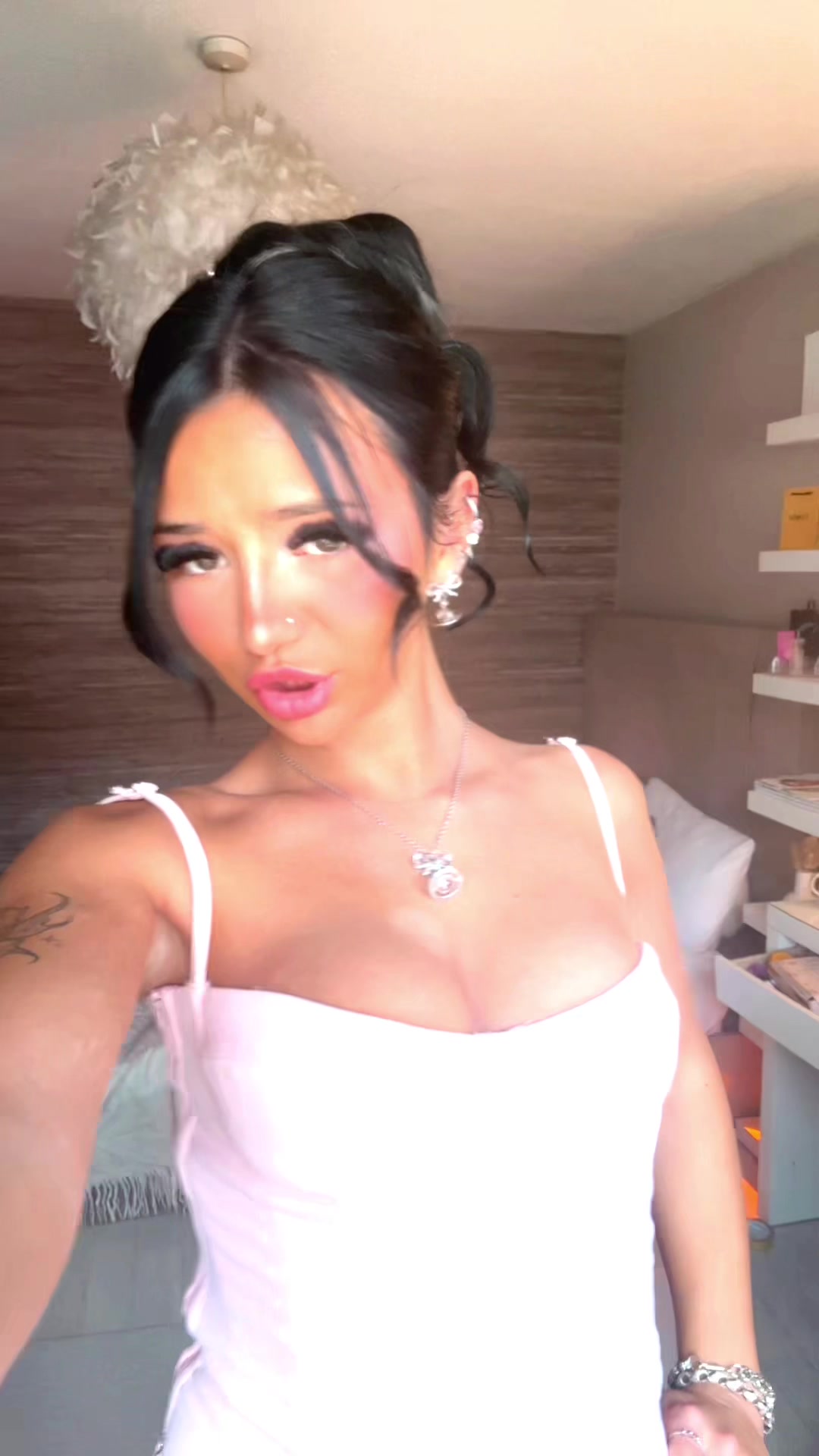 @ℰ𝓂𝒾𝓁𝒾𝒶🕯️🪽🎀