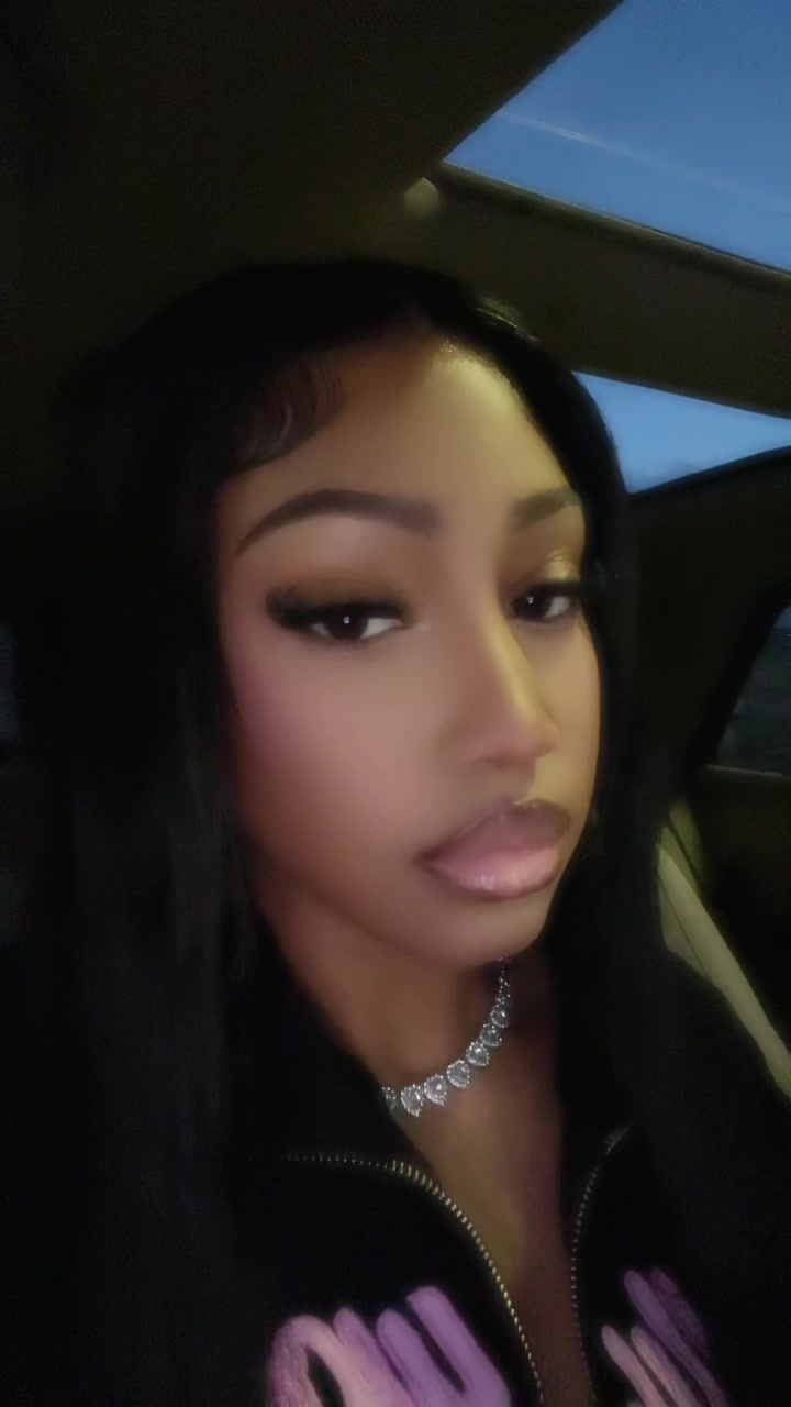 @moniqueluxxeꪆৎ