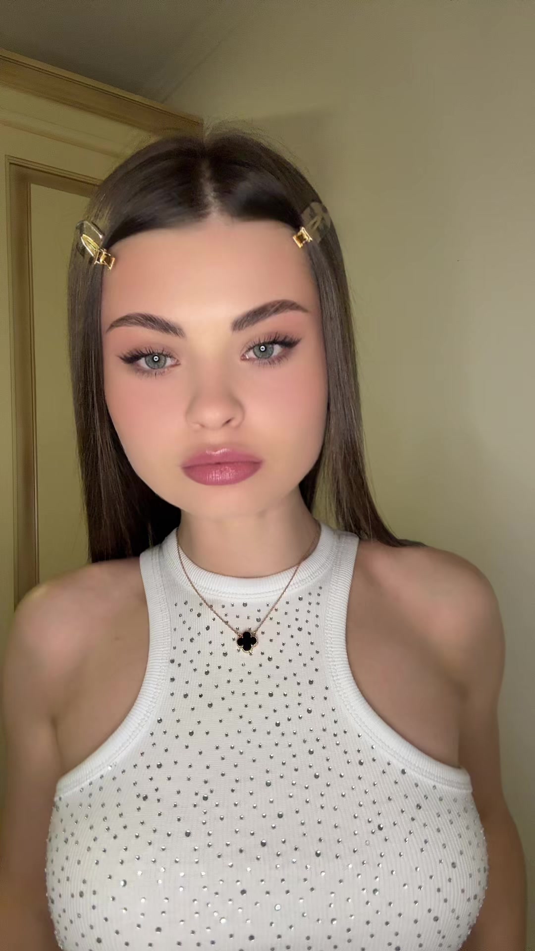 @vikcaahkaaaa