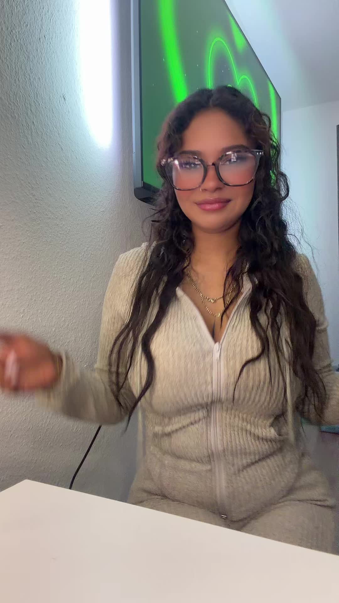 @✨latina🇨🇺✨