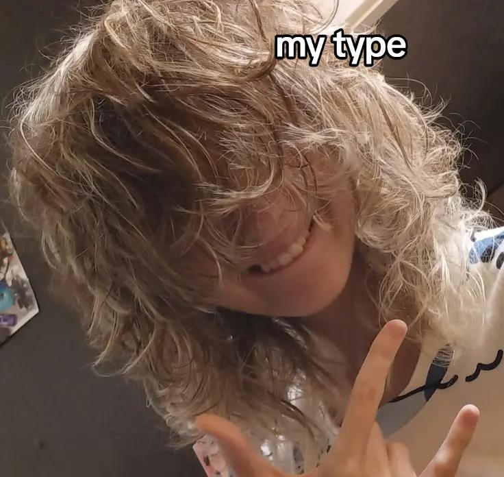 @𖣂MeAndTheFlowers𖣂