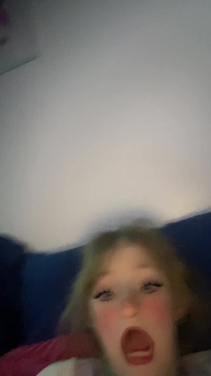 @TeddiAnne