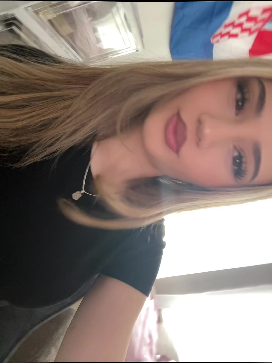 @ℳℴ𝓃𝒾𝓀𝒶