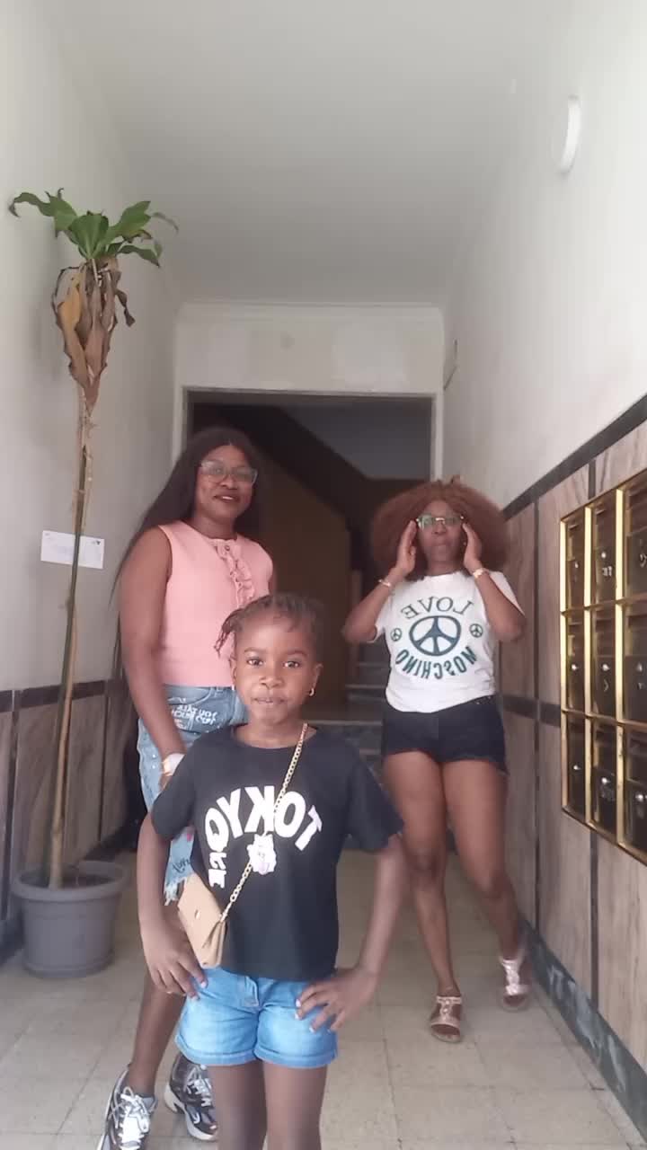 @Bela Barbosa🍓🇬🇼