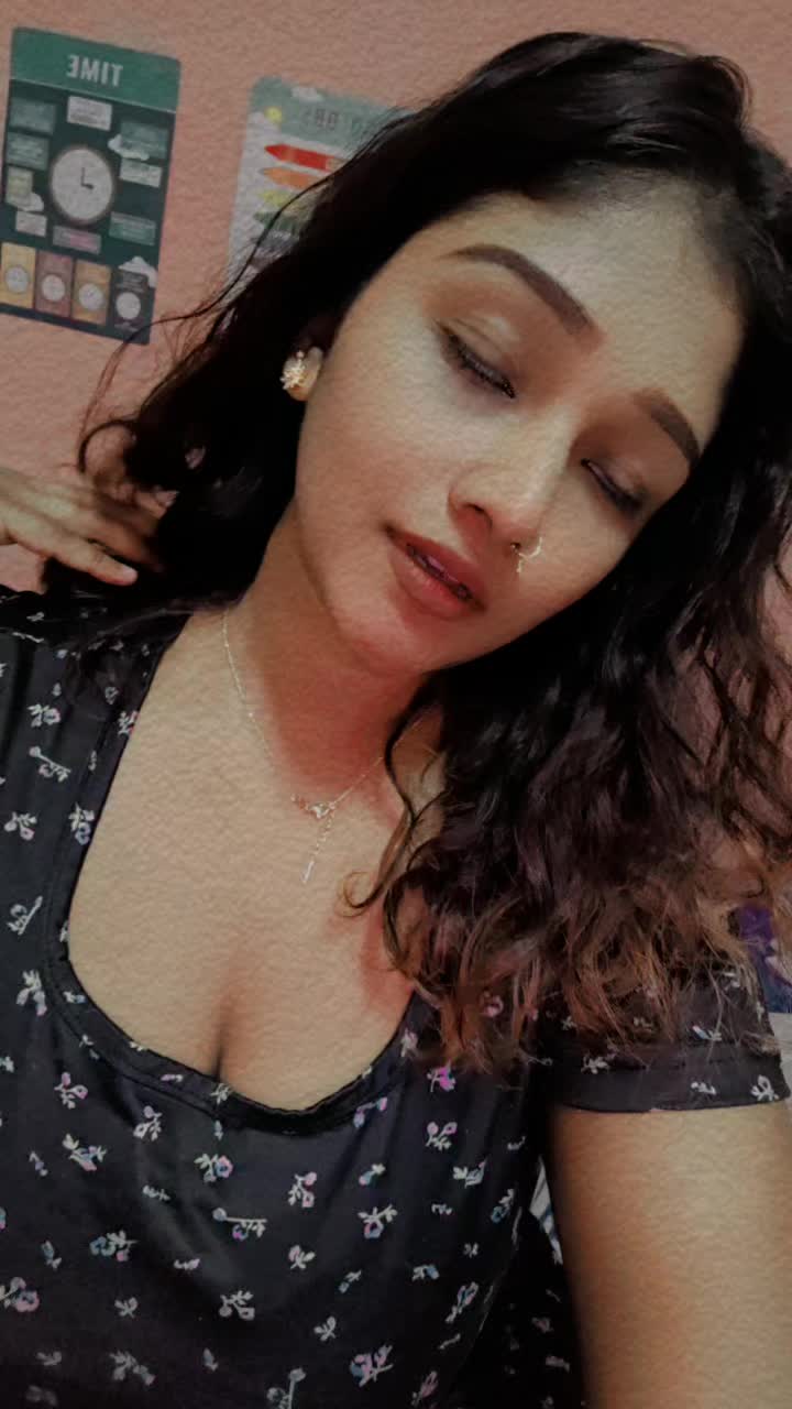 @𝒯𝒽𝑒𝓋𝒶 𝒟𝒶𝓊𝑔𝒽𝓉𝑒𝓇🤍