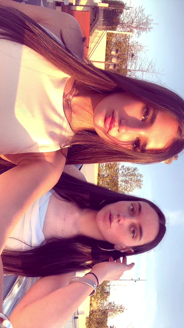 @elenisssss1