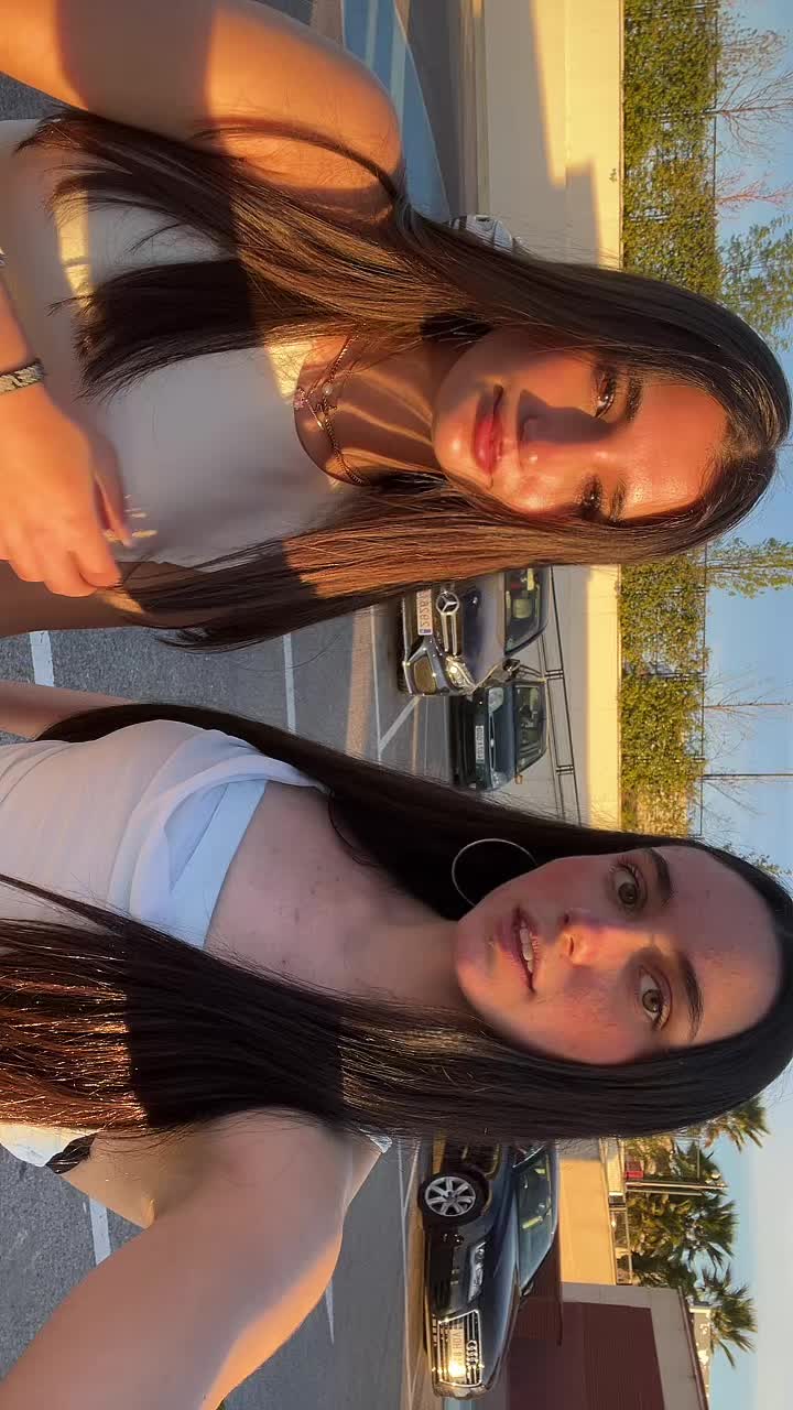 @elenisssss1