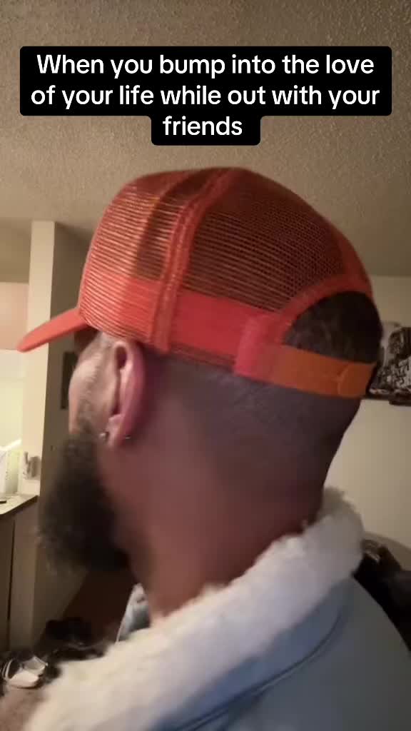 @guynextdoor__