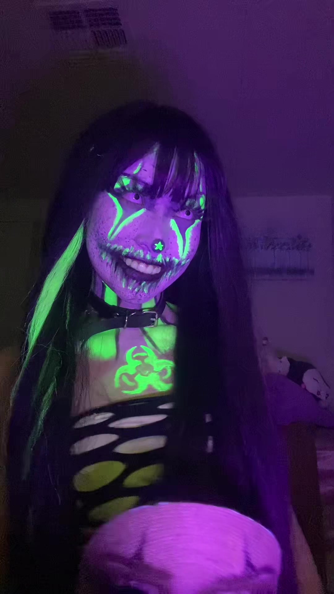 @Yis