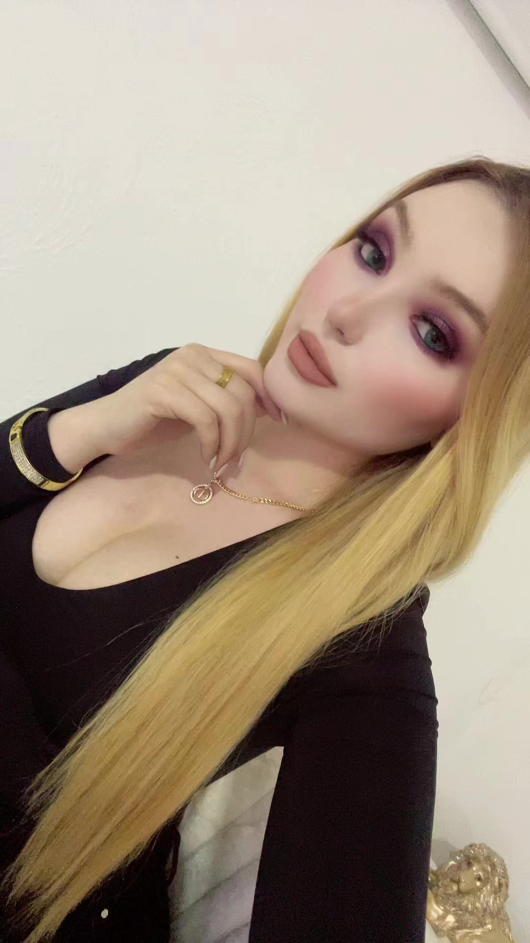 @Barbie Camacho 👑