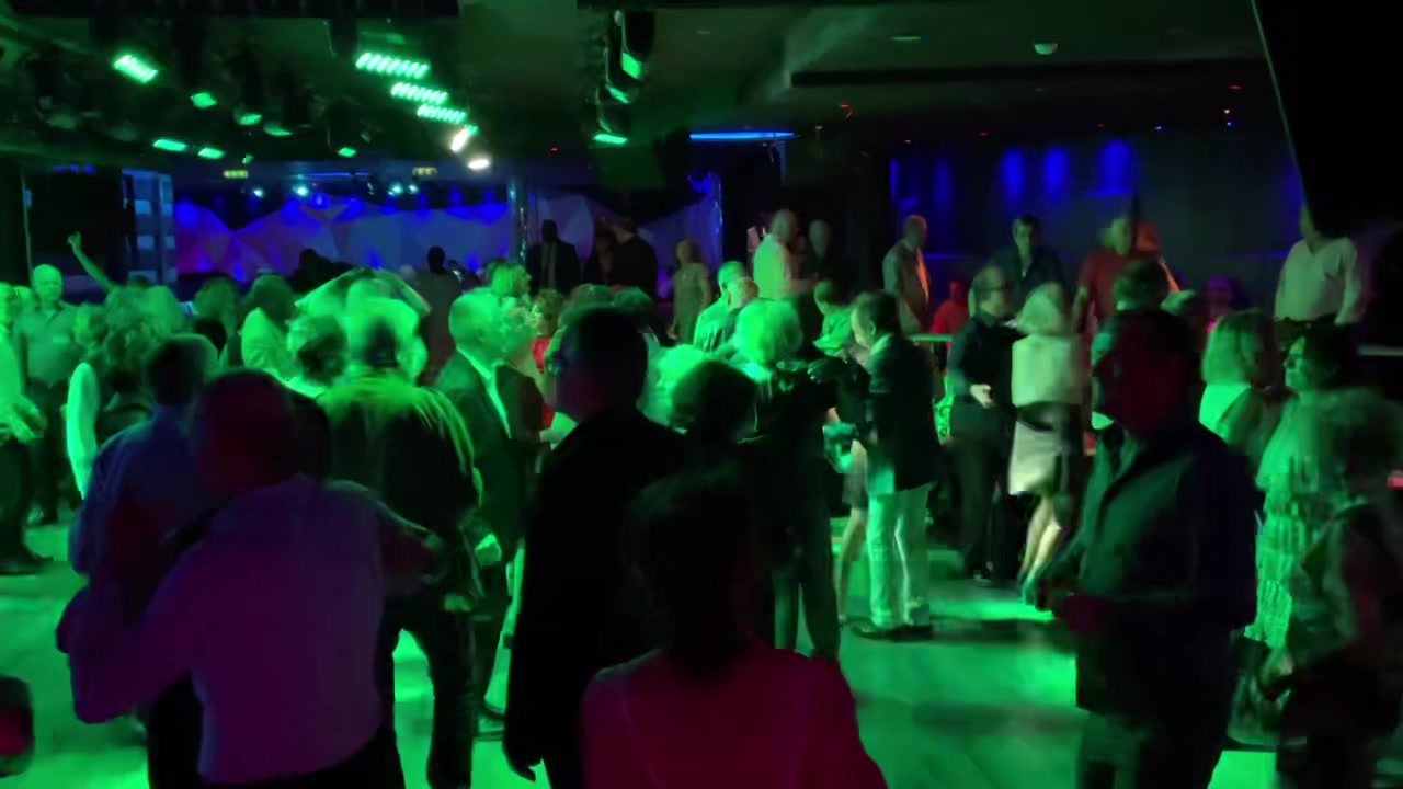 @Th&eacute; Dansant Duplex