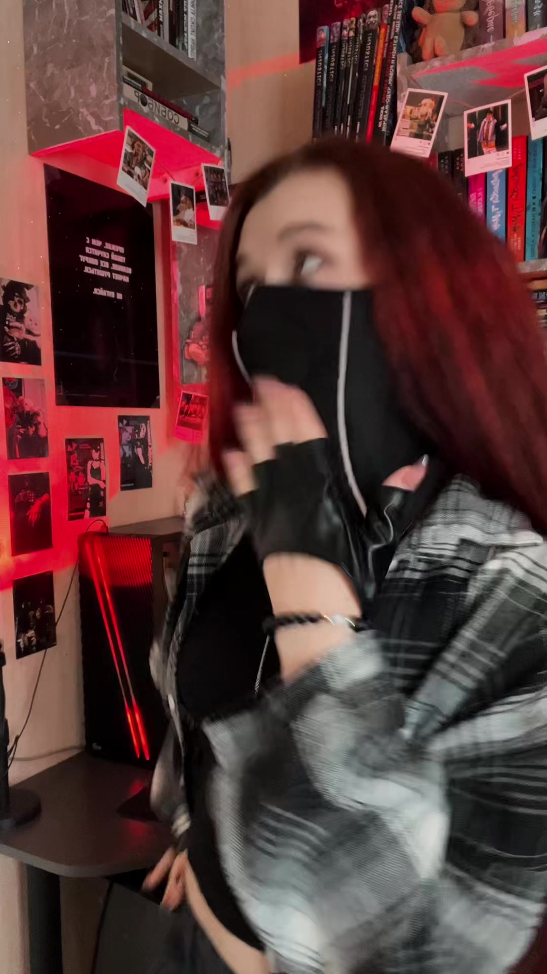 @𝕾𝖊𝖗𝖆𝖋𝖎𝖒𝖆