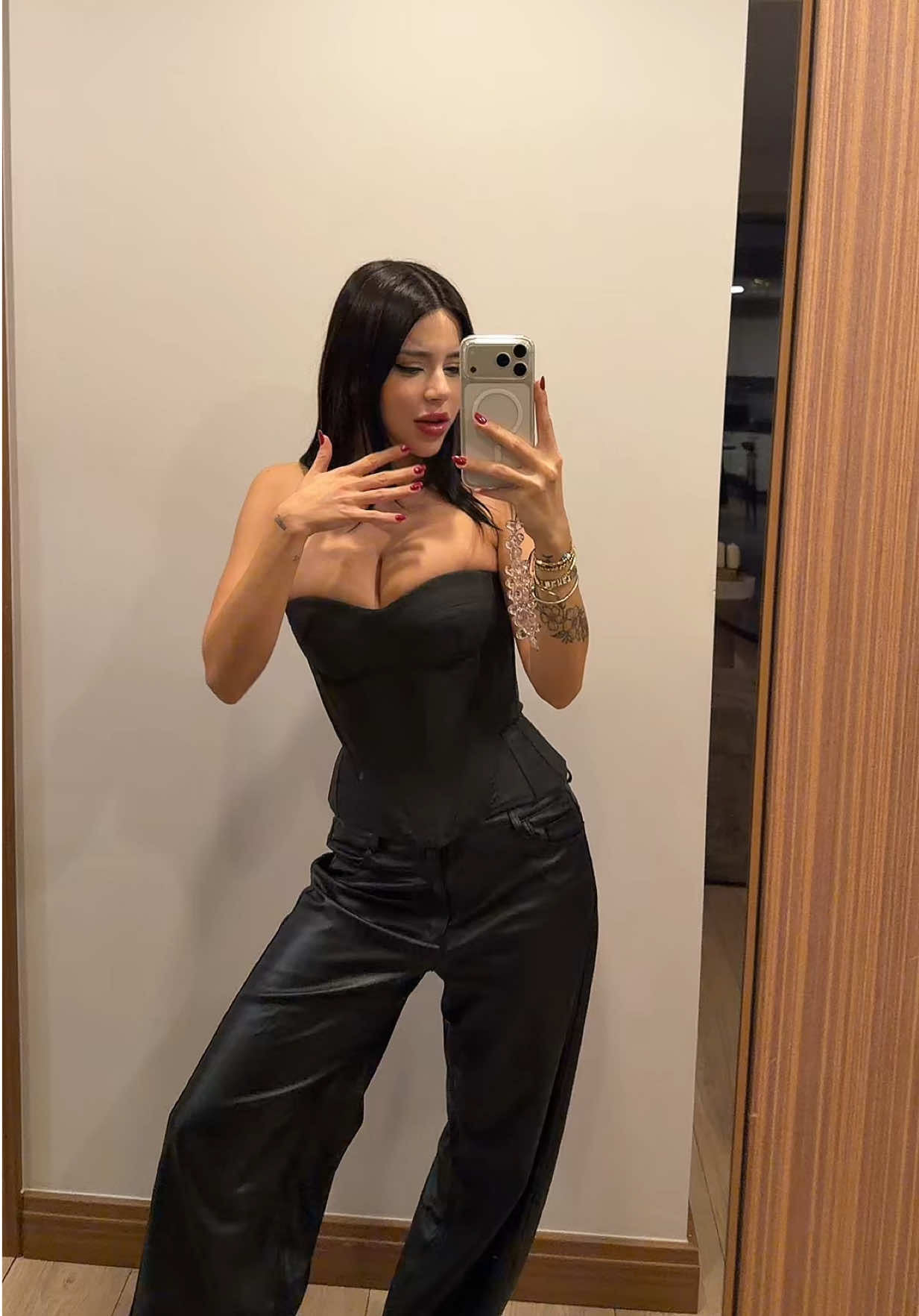 @Demet