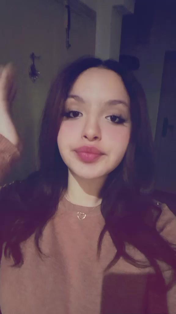 @- 𝘼𝙪𝙧𝙤𝙧𝙖 -