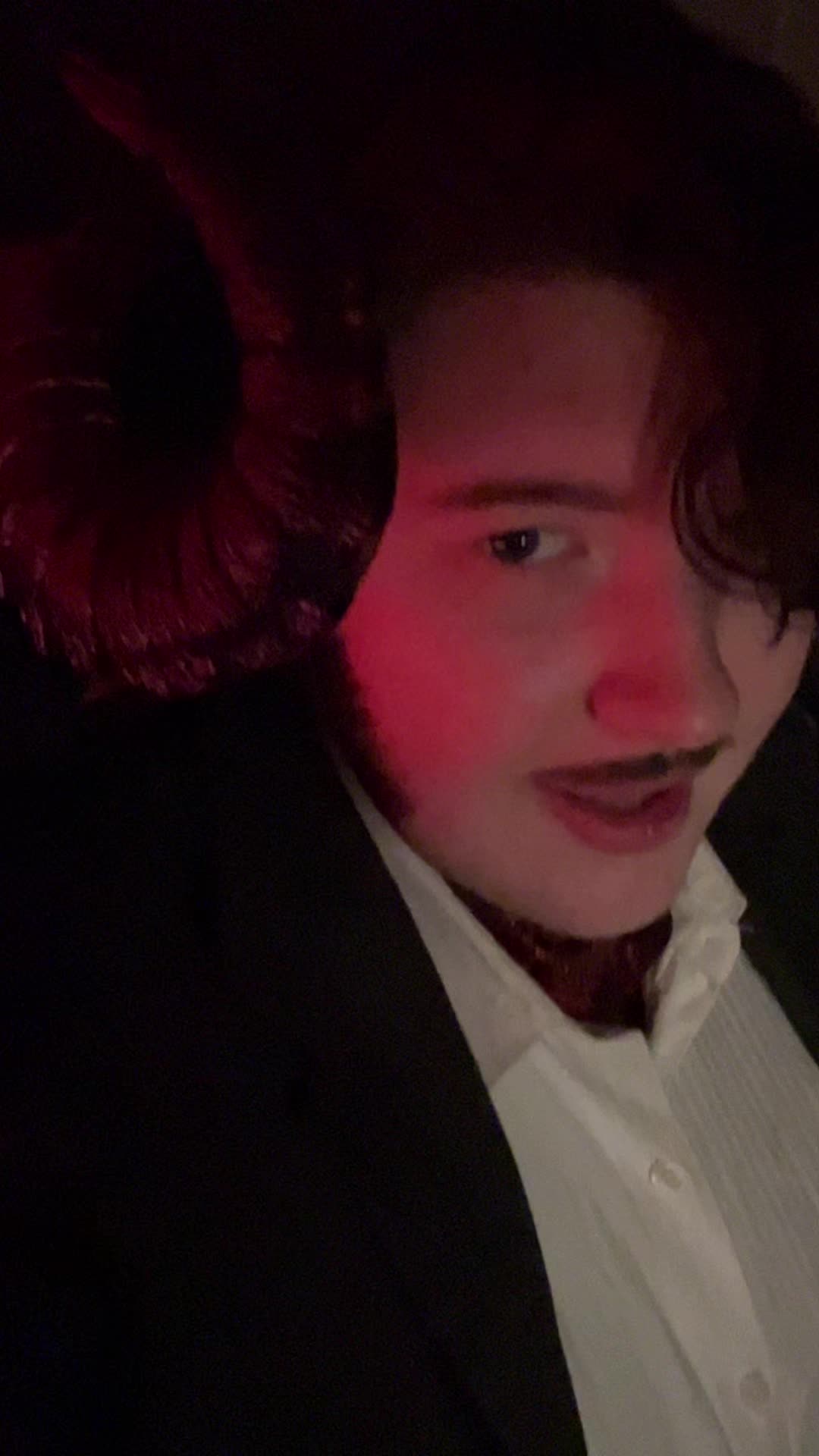 @SNEAKYFACE
