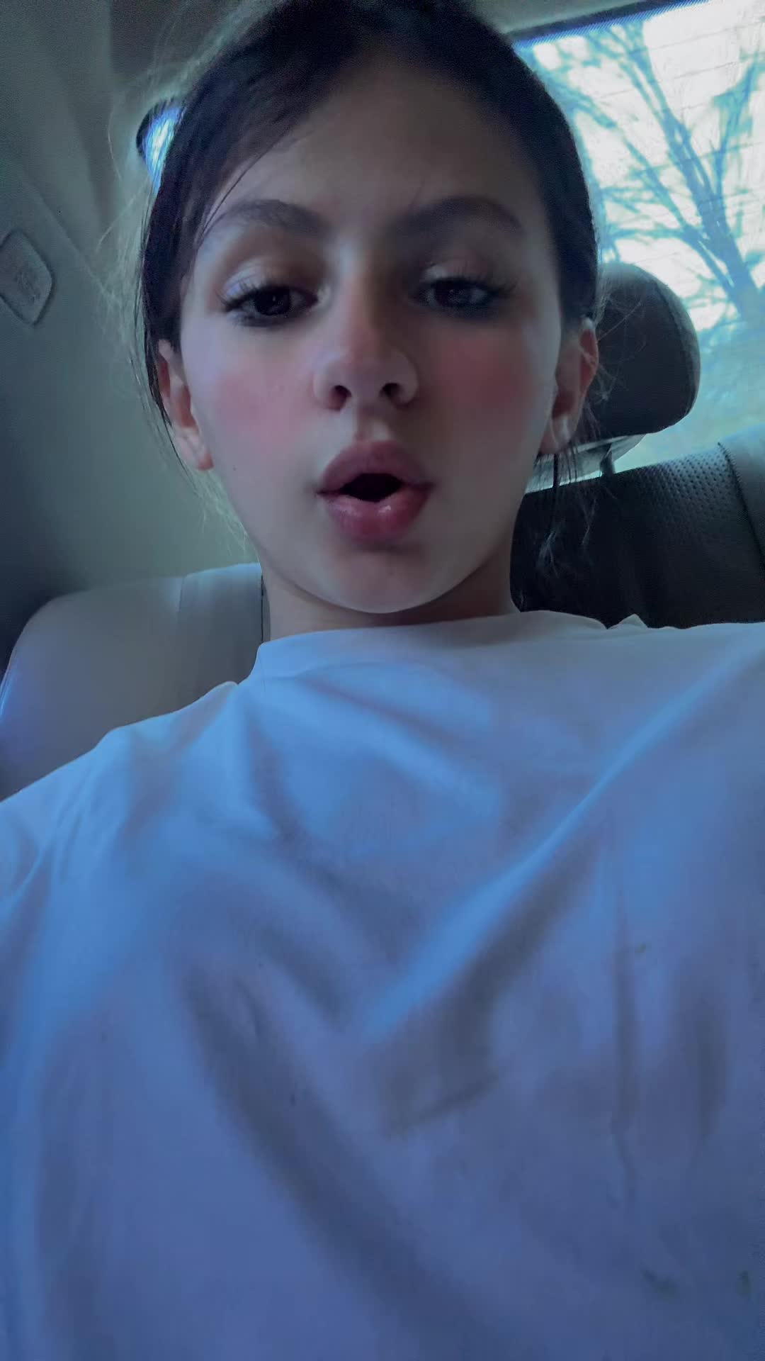 @yourgirl$