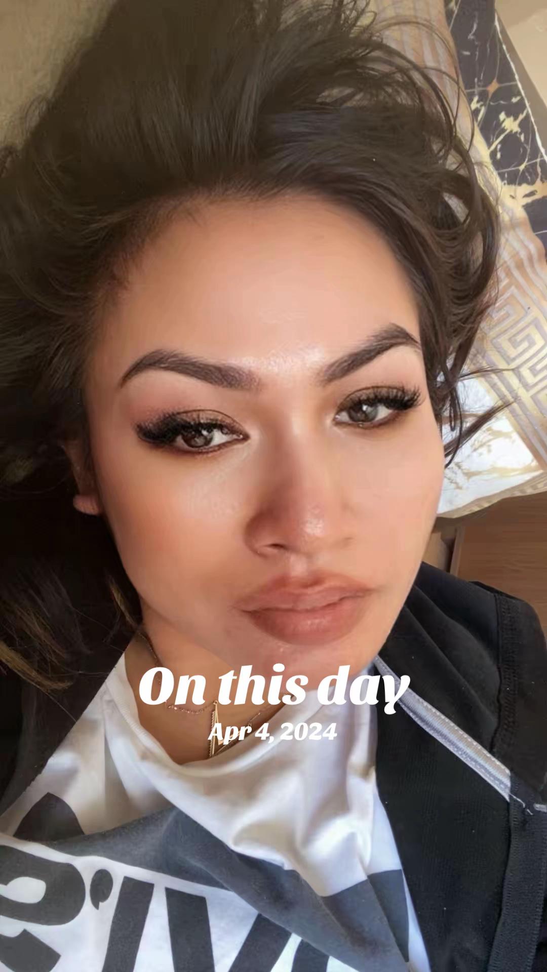 @Nika Yuni 🌹