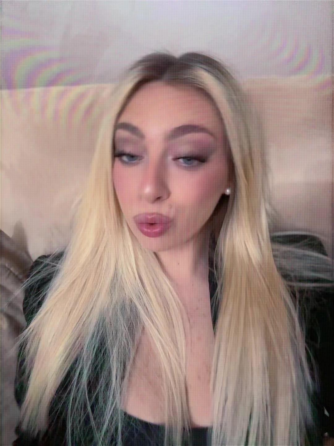 @Mimi🍒