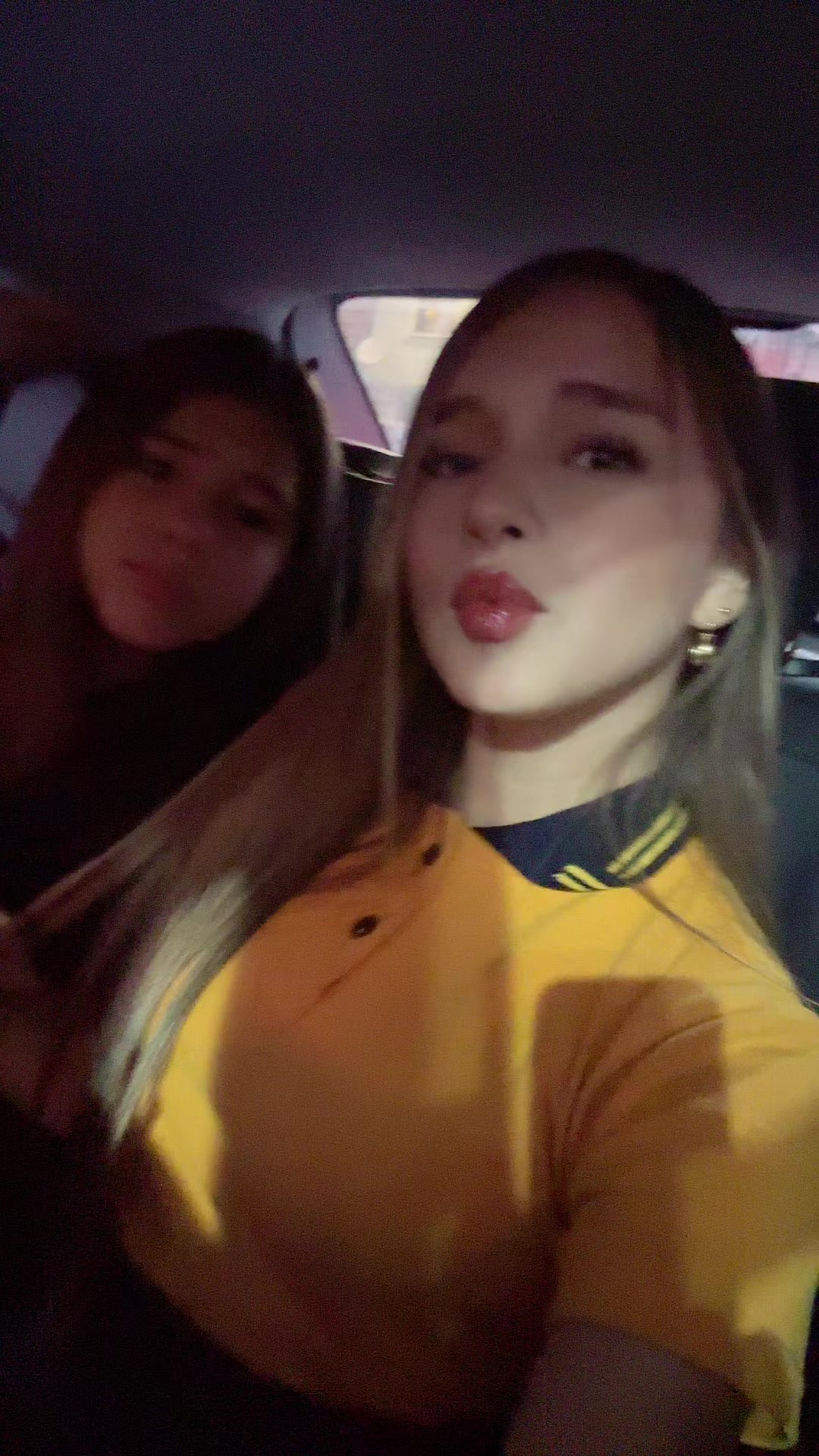 @𝓥. 𝓕