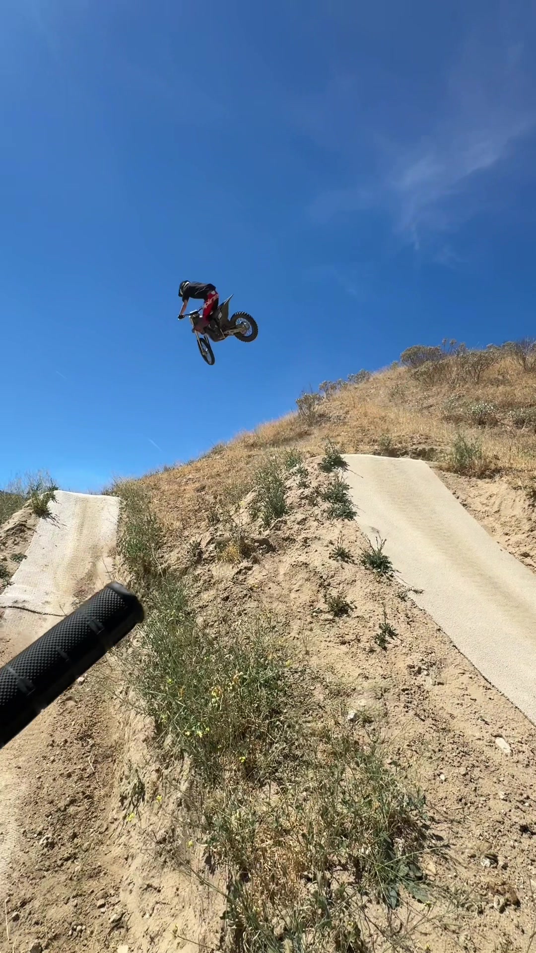 @andrewtwistthrottle